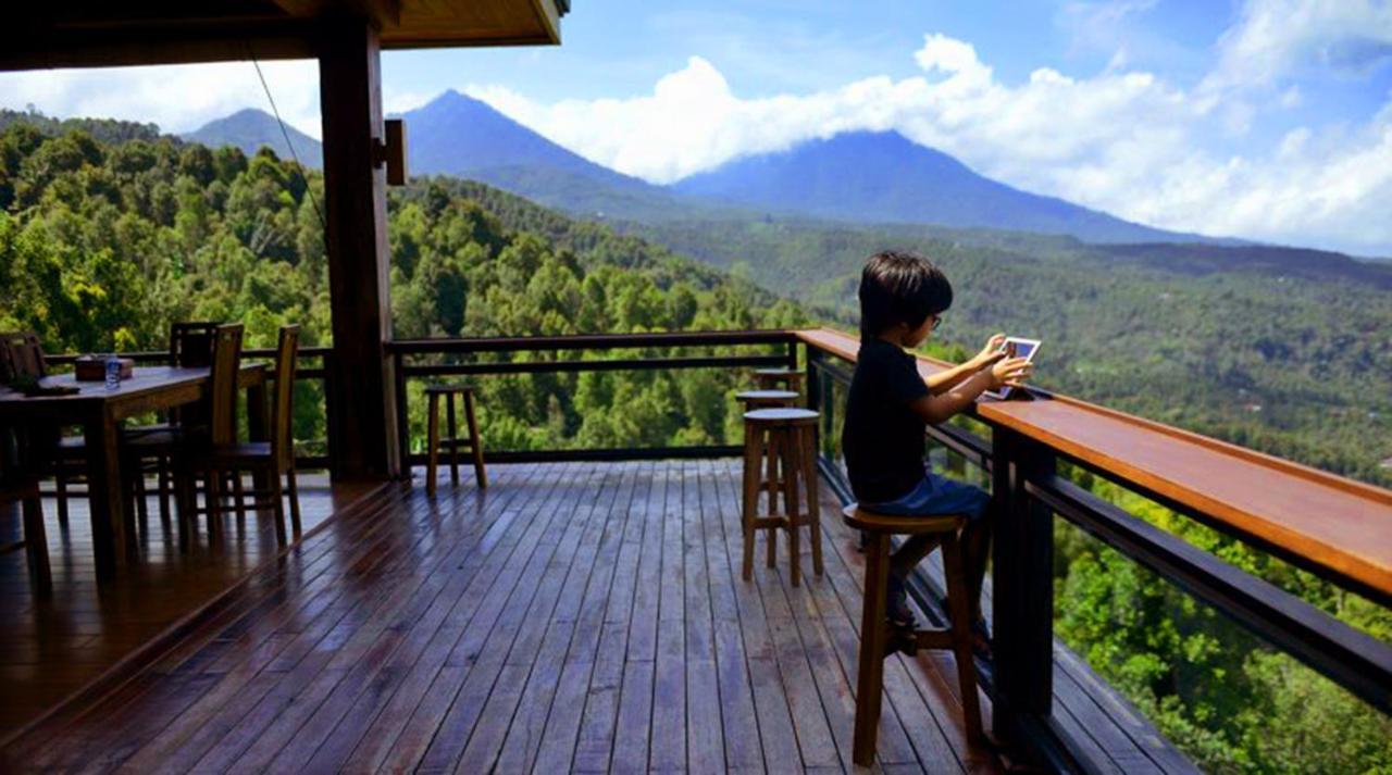 Bali Jegeg Munduk Hotel, Bar, And Restaurant Kültér fotó